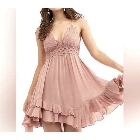 Free People Dresses & Skirts - Free People One Medium Adella Slip Mini Dress Rose Crochet Lace Flowy Smocked